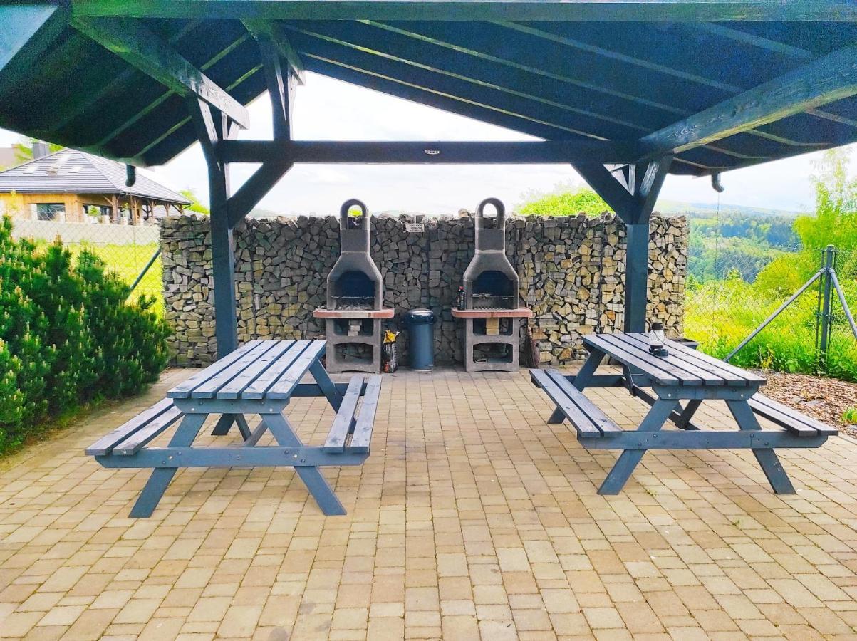 Sloneczny Chelm - Apartamenty W Gorach, Prywatna Sauna Jacuzzi Balia W Cenie, Spa, Grill, Stok Narciarski Myslenice, Sciezki Rowerowe, Rzeka Raba, Widok Na Tatry Kültér fotó