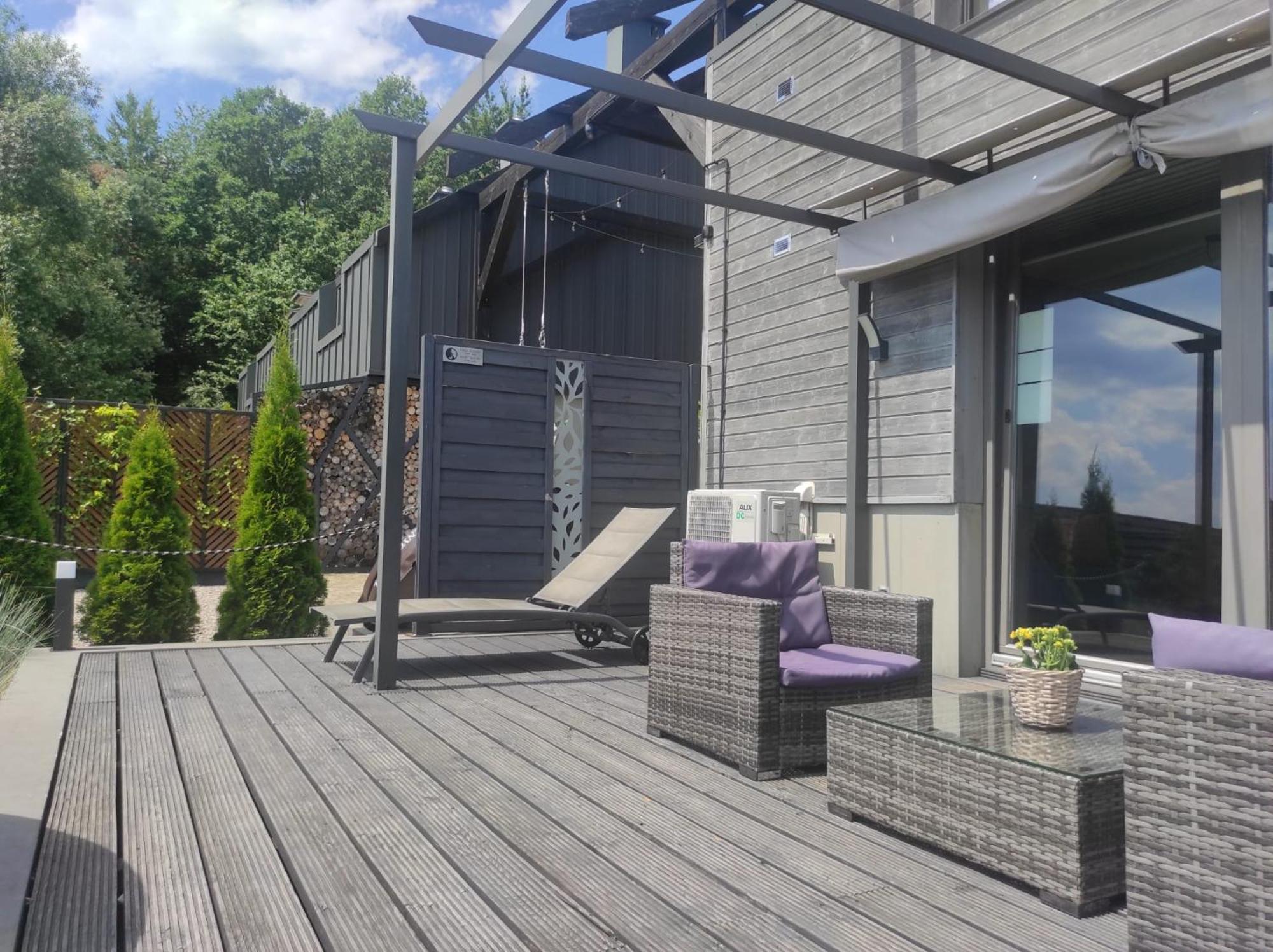 Sloneczny Chelm - Apartamenty W Gorach, Prywatna Sauna Jacuzzi Balia W Cenie, Spa, Grill, Stok Narciarski Myslenice, Sciezki Rowerowe, Rzeka Raba, Widok Na Tatry Kültér fotó