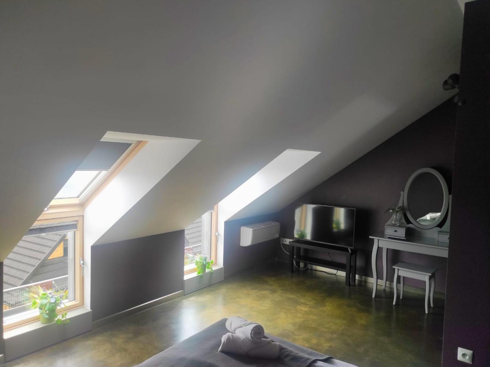 Sloneczny Chelm - Apartamenty W Gorach, Prywatna Sauna Jacuzzi Balia W Cenie, Spa, Grill, Stok Narciarski Myslenice, Sciezki Rowerowe, Rzeka Raba, Widok Na Tatry Kültér fotó